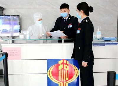 菏澤稅務(wù) “戰(zhàn)疫”一線稅力量，服務(wù)大局顯擔(dān)當(dāng)